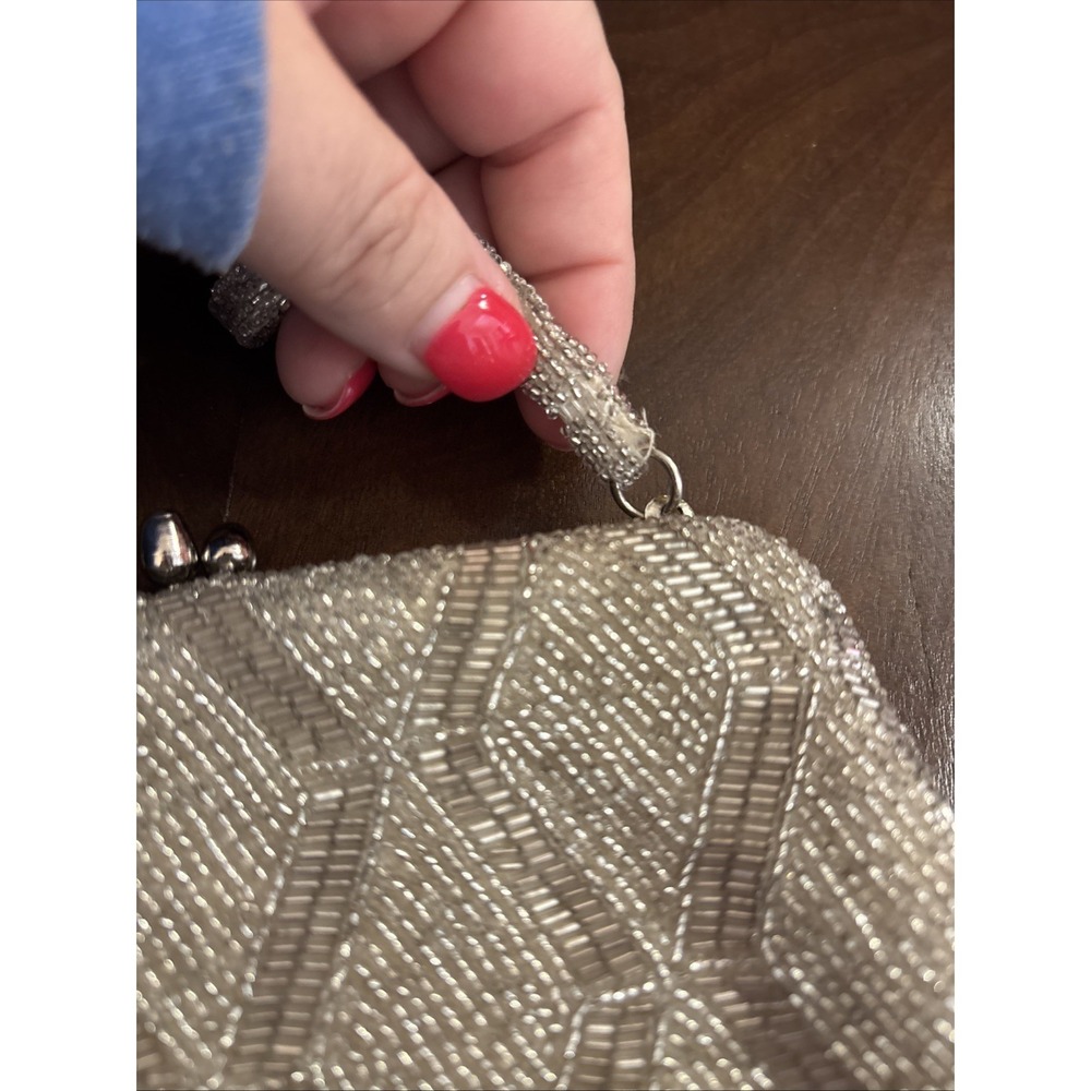 Vintage Walborg Silver Beaded Evening‎ Bag Clutch Kiss Lock Korea 7x5.5 - Picture 10 of 10